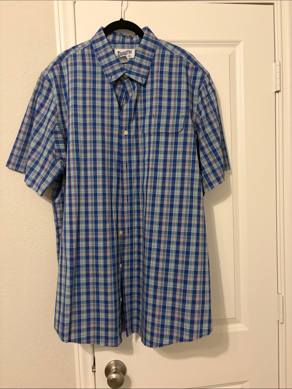 Duluth Trading Co Blue Plaid Short-Sleeve Button-Down Shirt